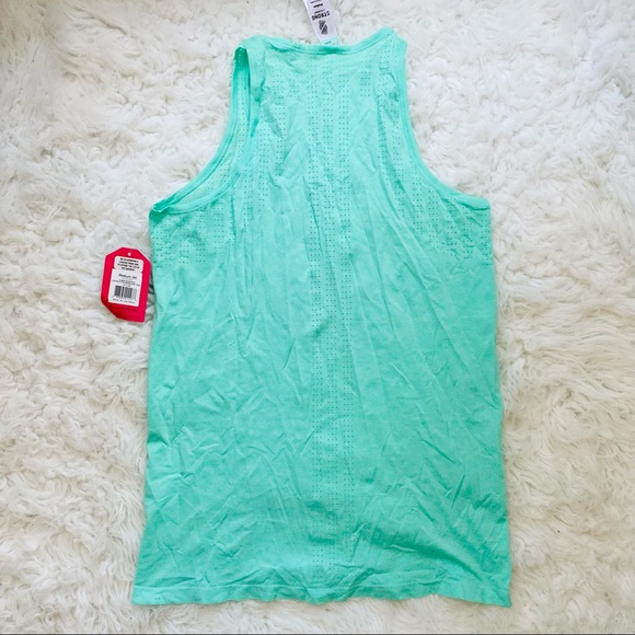 STRONG by Zumba Always Reppin’ Instructor Seamless Tank Ocean Sz M - Picture 12 of 12